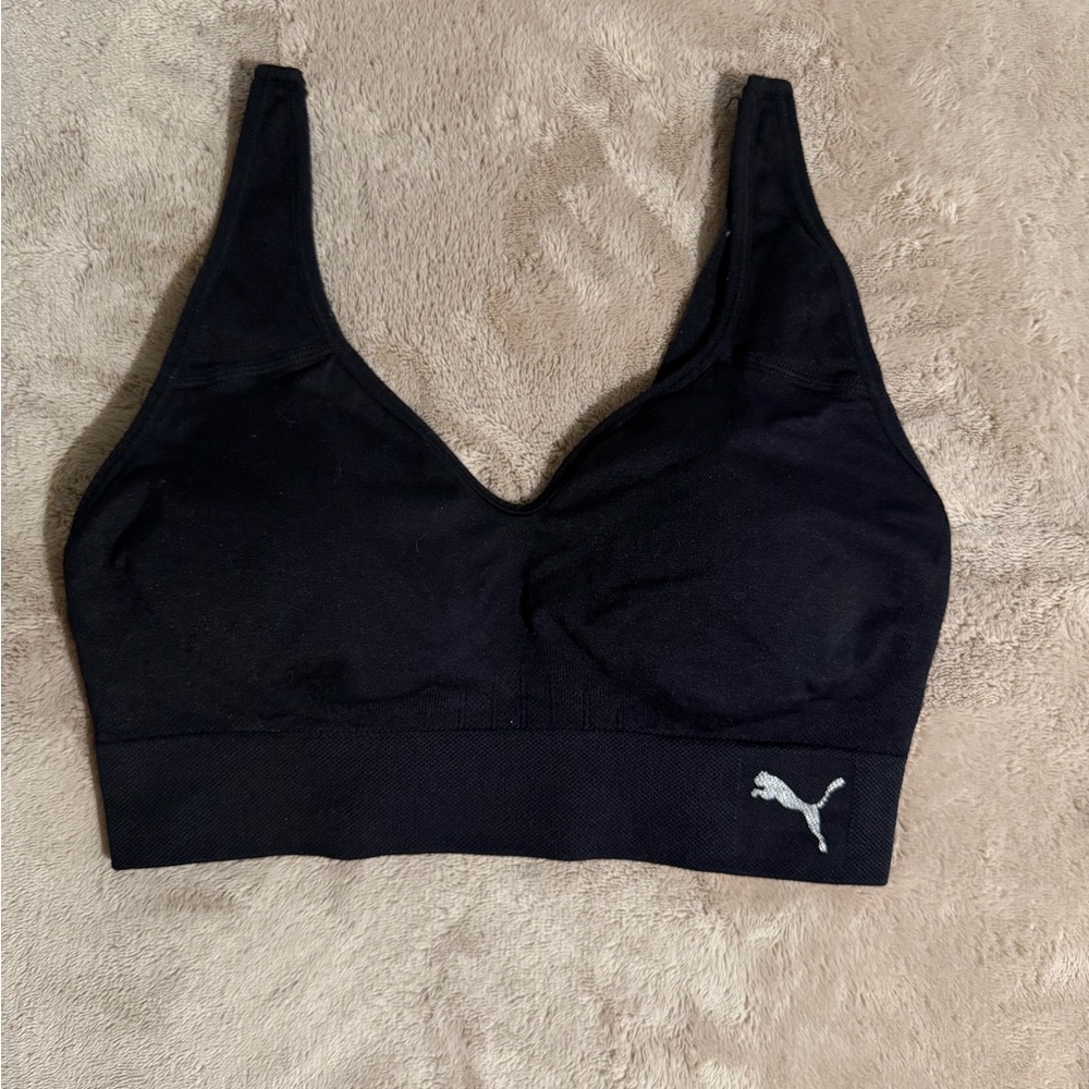Puma Black Seamless Low-Impact Sports Bra with Silver Logo